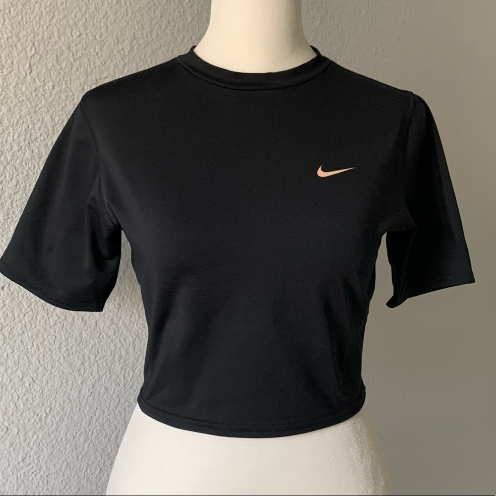 Vintage Y2K Nike Dry Fit Cropped Athletic Top